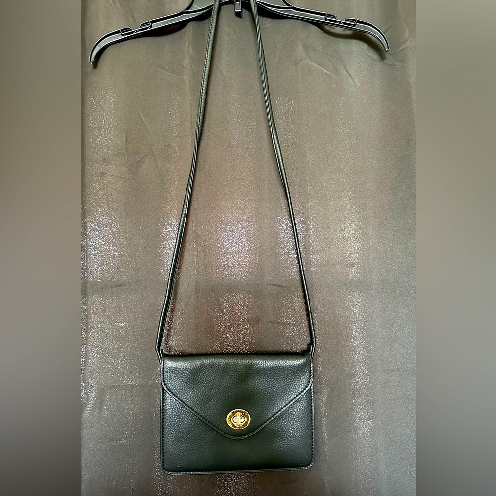 Crossbody purse